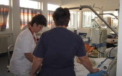 OAMGMAMR, partener în INTENSIV+: Îngrijiri medicale vitale pentru pacienții critici