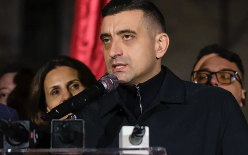 Simion (AUR) dă lovitura: Votează moțiunea PSD împotriva lui Bolojan! Vrea anticipate