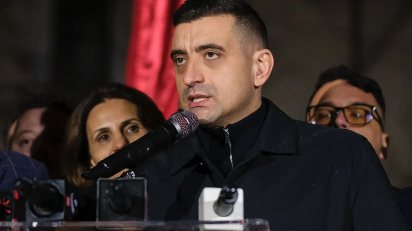 Simion (AUR) dă lovitura: Votează moțiunea PSD împotriva lui Bolojan! Vrea anticipate