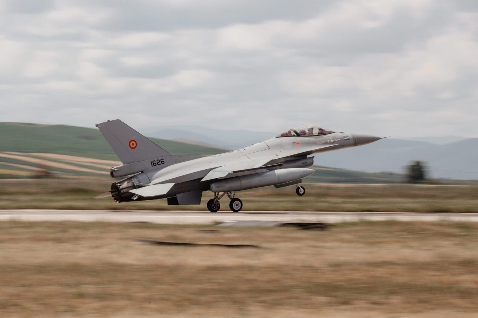 O nouă alertă cu drone a avut loc în județul Tulcea, miercuri dimineață, determinând ridicarea a două avioane F-16 de către armată