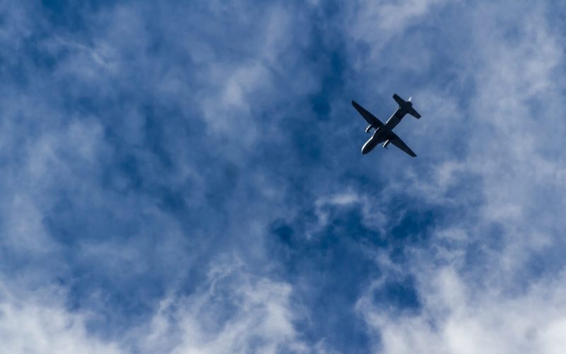 Avionul se schimbă: Paturi la clasa economică și reguli noi (FOTO)