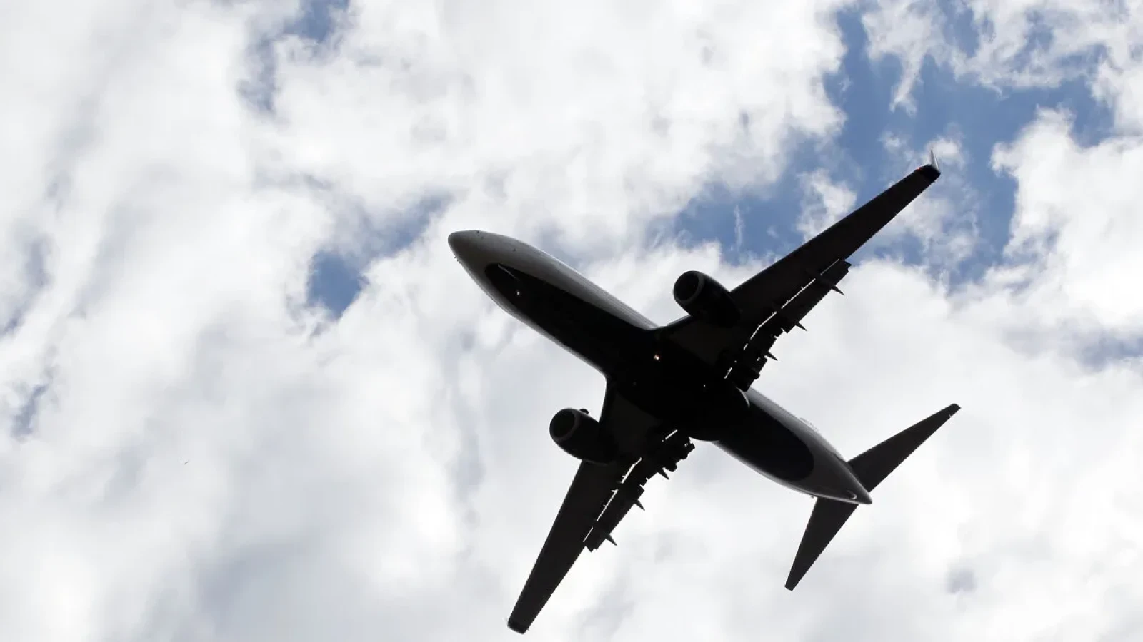 Aeroportul european crucial se închide temporar