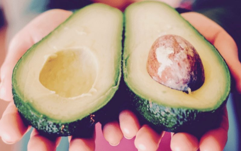 AVERTISMENT URGENT: Avocado contaminat cu plumb și cadmiu, retras din Carrefour și Lidl