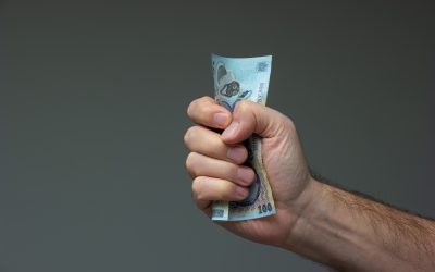 Lista RUȘINII: Cine va fi trecut pe lista datornicilor la taxe locale