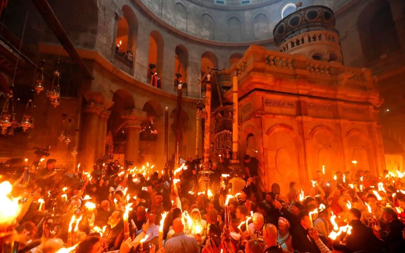 Biserica Sfântului Mormânt din Ierusalim se redeschide pentru credincioși, după 40 de zile de restricții impuse în contextul tensiunilor din Orientul Mijlociu