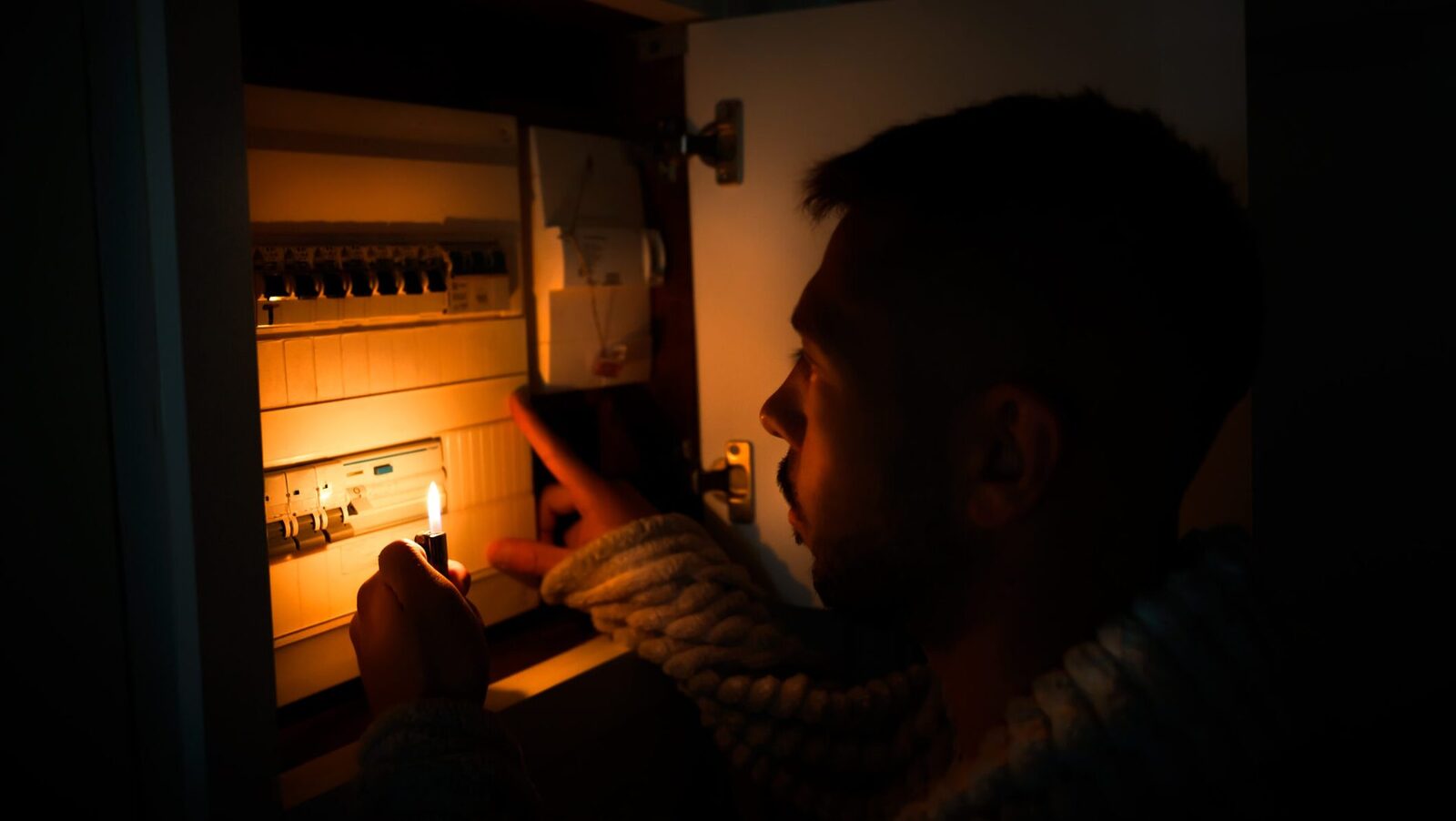 Alertă: Risc de blackout în Moldova. Moldelectrica avertizează, securitatea la limită