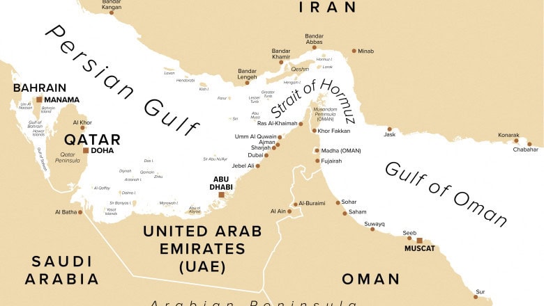 Trump, furios pe Iran: Amenințări cu scufundarea navelor, portavionul Abraham Lincoln la doi pași