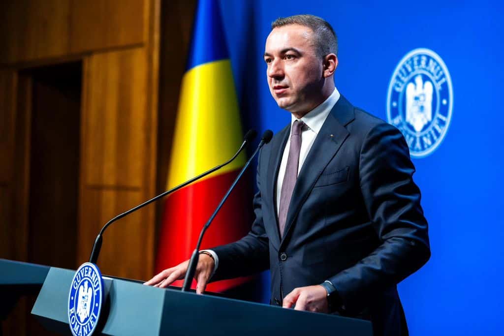 Ministrul Energiei Asigură Românii: Stocuri de Petrol Suficiente Până la Finalul Lunii Mai București – România deține rezerve de petrol care vor satisface necesarul de consum până la sfârșitul lunii mai, a declarat marți Bogdan Ivan, ministrul Energiei