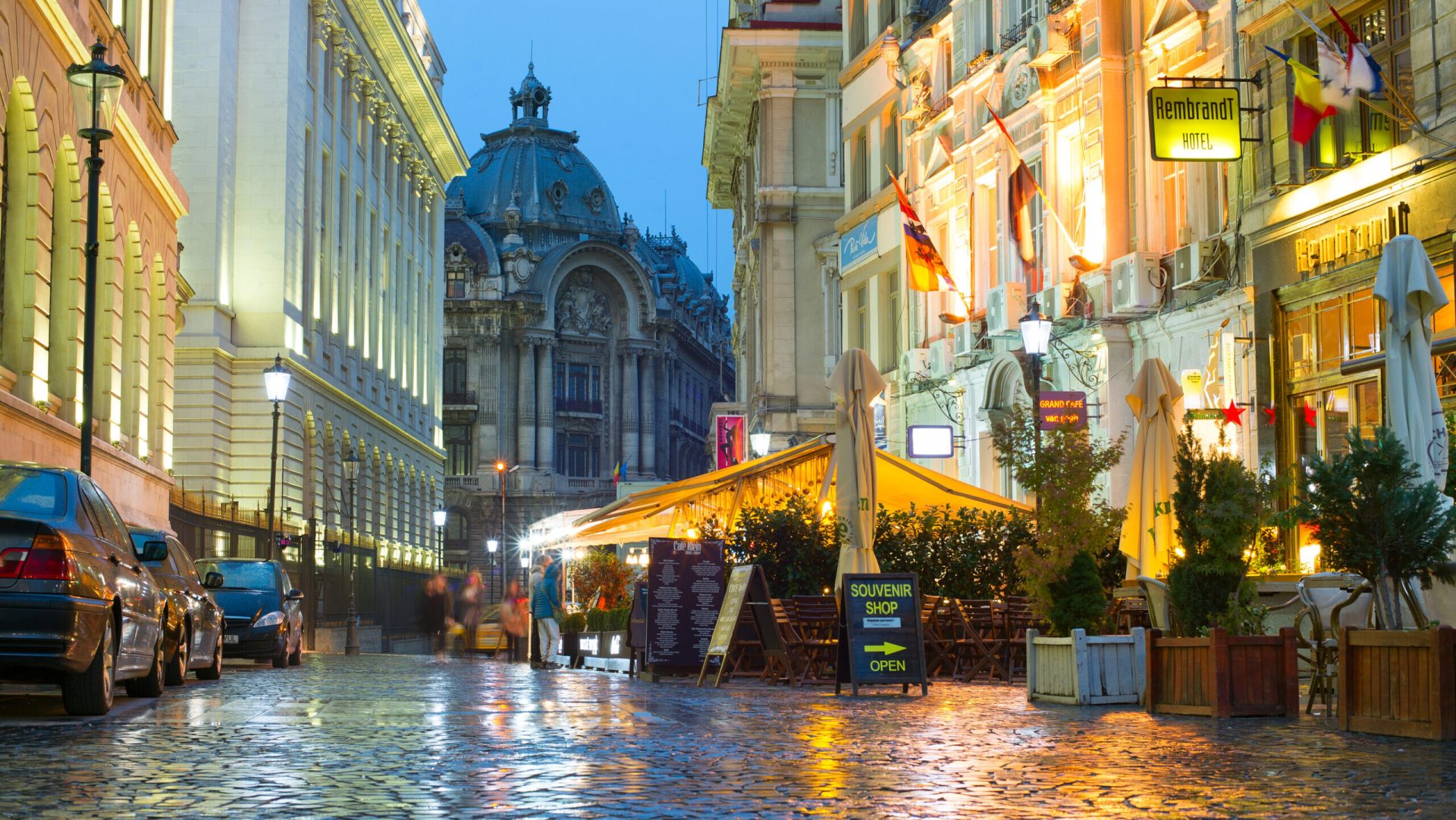 Noi reguli pentru terasele din centrul București: Cum vrea primaria să scape de „mahală”