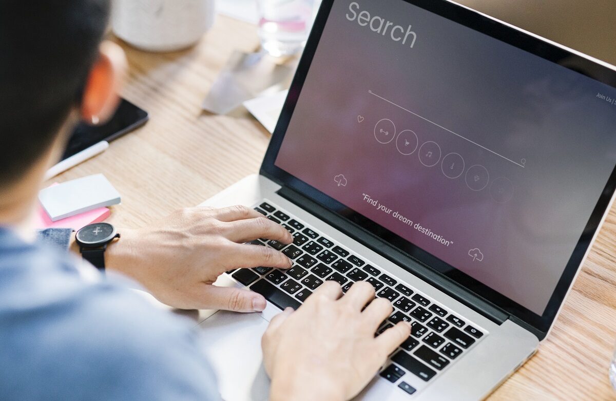 Cosmeticele bărbaților sfidează vârsta: Vedete și Google, cucerite de frumusețe