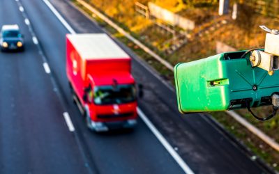 Radare cu AI în Europa: Camerele văd în mașină, depistează șoferii ocupați