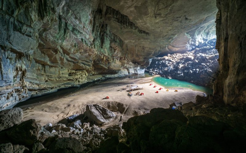 Bărbatul care a descoperit cea mai mare peșteră din lume și a „pierdut-o”