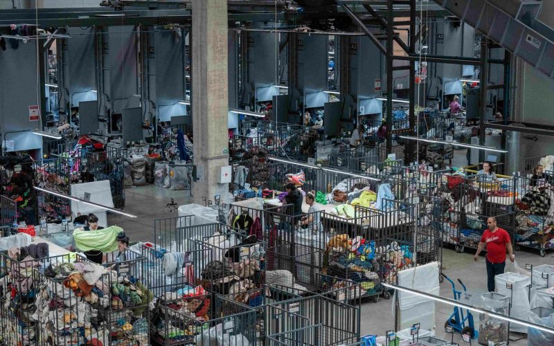 Magazinele second-hand, pe butuci? OUG-ul Mediului, cerințe imposibile