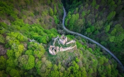 VIDEO Jules Verne în România: Traseul medieval spectaculos care reînvie legenda
