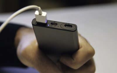 Japonia: Telefoanele NU mai merg în avion. Interdicție de la 24 aprilie