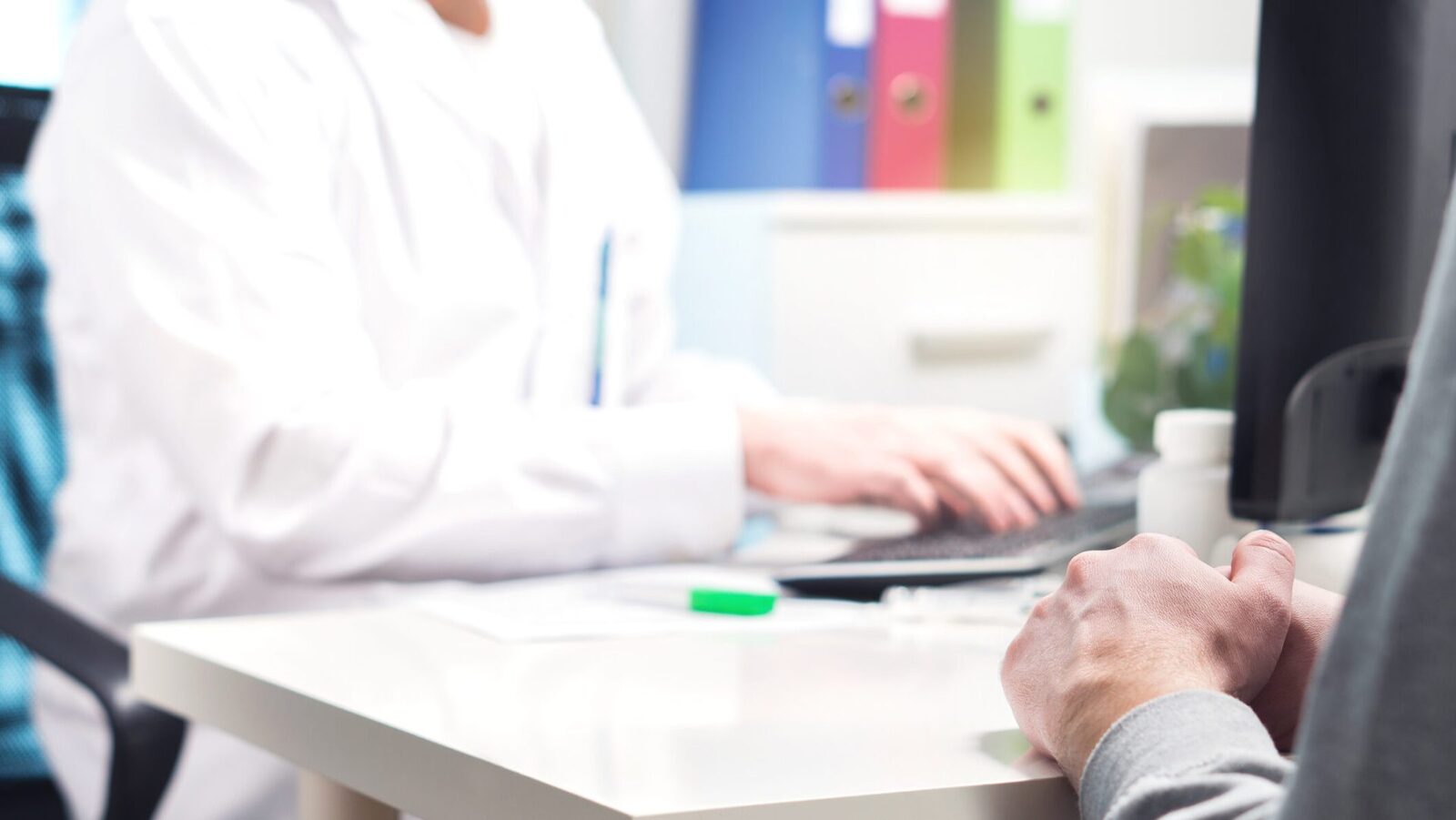 CNAS verifică concediile medicale: Deciziile, la control. Risc de neplată