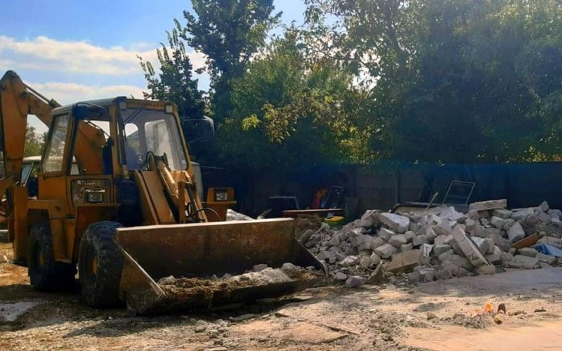 Au fost demolări masive: 55 de construcții ilegale, rase în ultima lună
