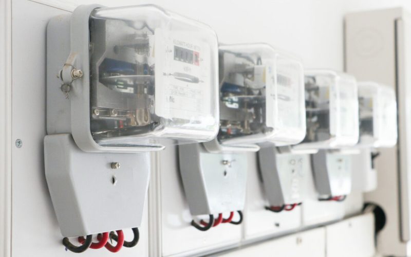 Preț uriș la ENERGIE! PPC oferă sub 1 leu/kWh: Cine are noroc?