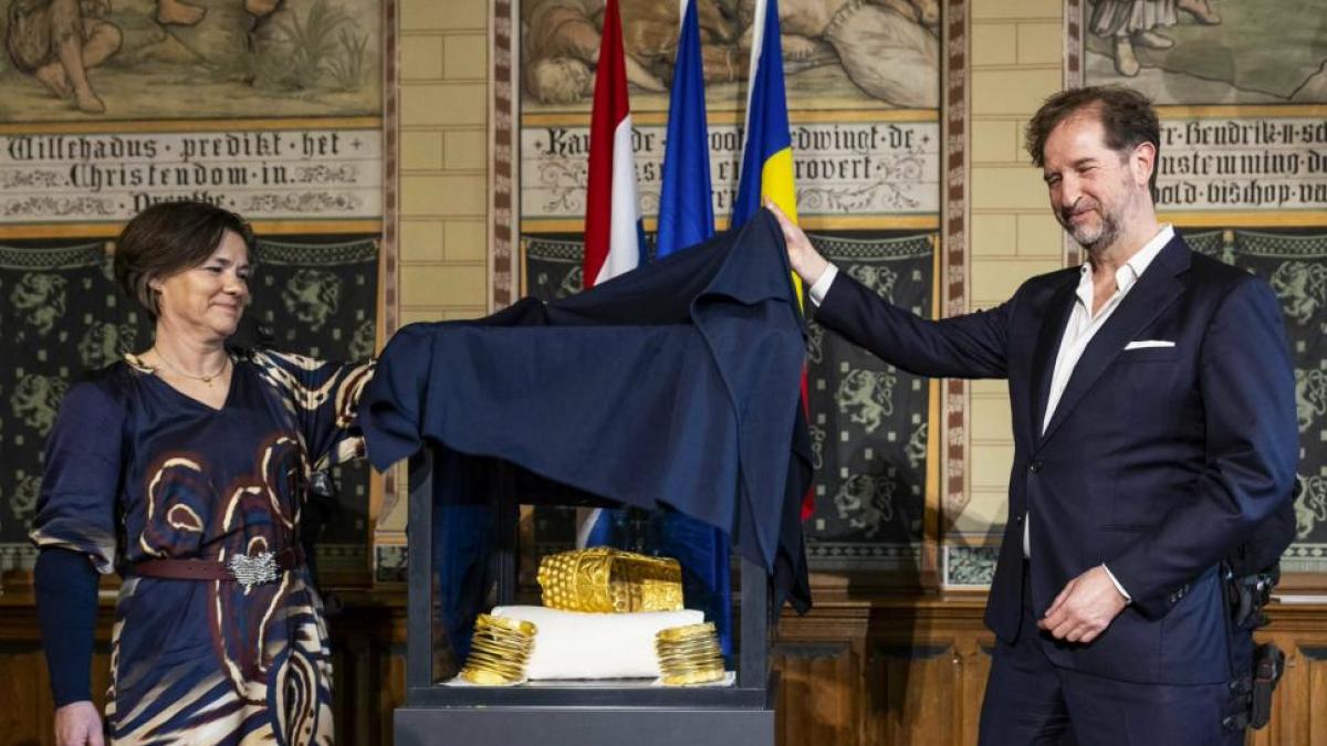 Câți bani i-au dat mascații hoțului coifului de la Coțofenești