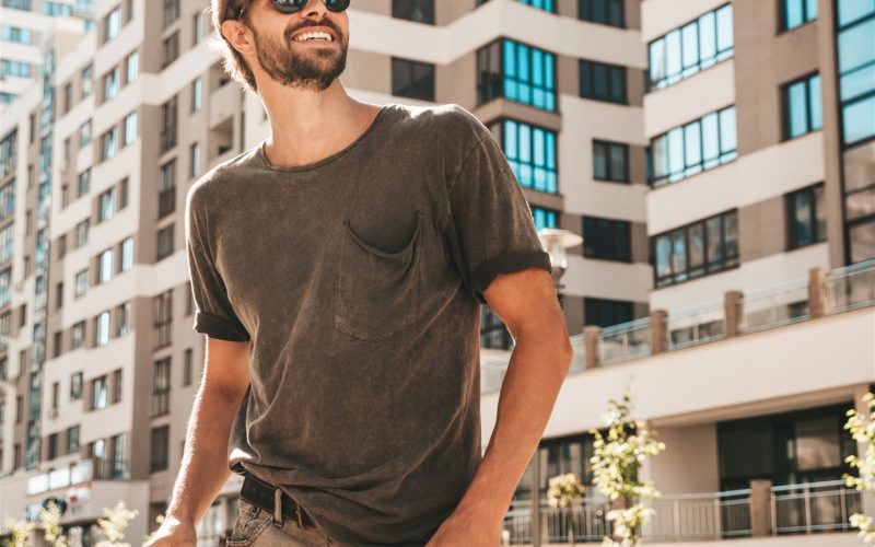Află secretele stilului casual: Cum să porți tricourile perfecte