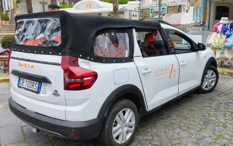 Dacia de colecție: Model decapotabil cu 7 locuri, o raritate în România