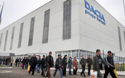 Renault dă afară masiv: Uzina Dacia Titu, în pericol din cauza austerității