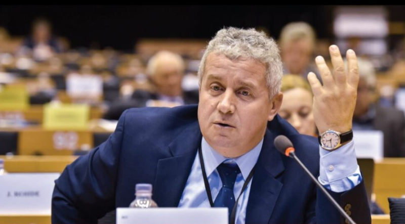 Buda (PNL), atac la PSD: „Păcăliți de consultarea internă?!”