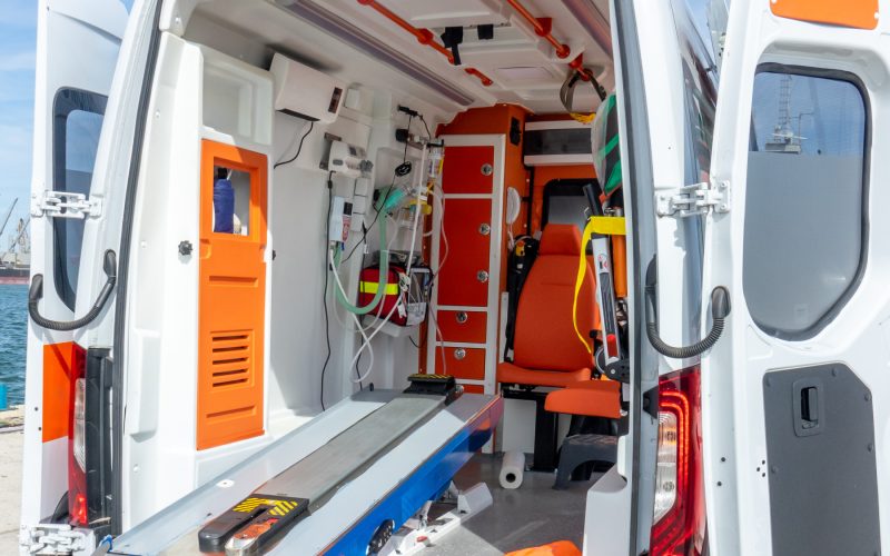 Ambulanțe Constanța, blocate-n service: 11 au peste un milion de km