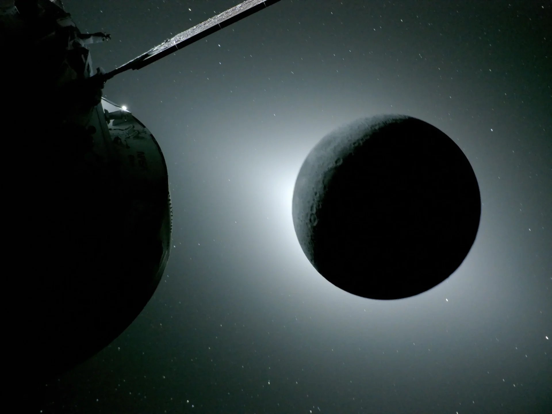 GoPro Hero4 a văzut eclipsa solară din spațiu: Artemis II, captură spectaculoasă