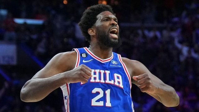 Embiid, OPERAT de urgență! Apendicită cruntă, șansele la playoff, în pericol?