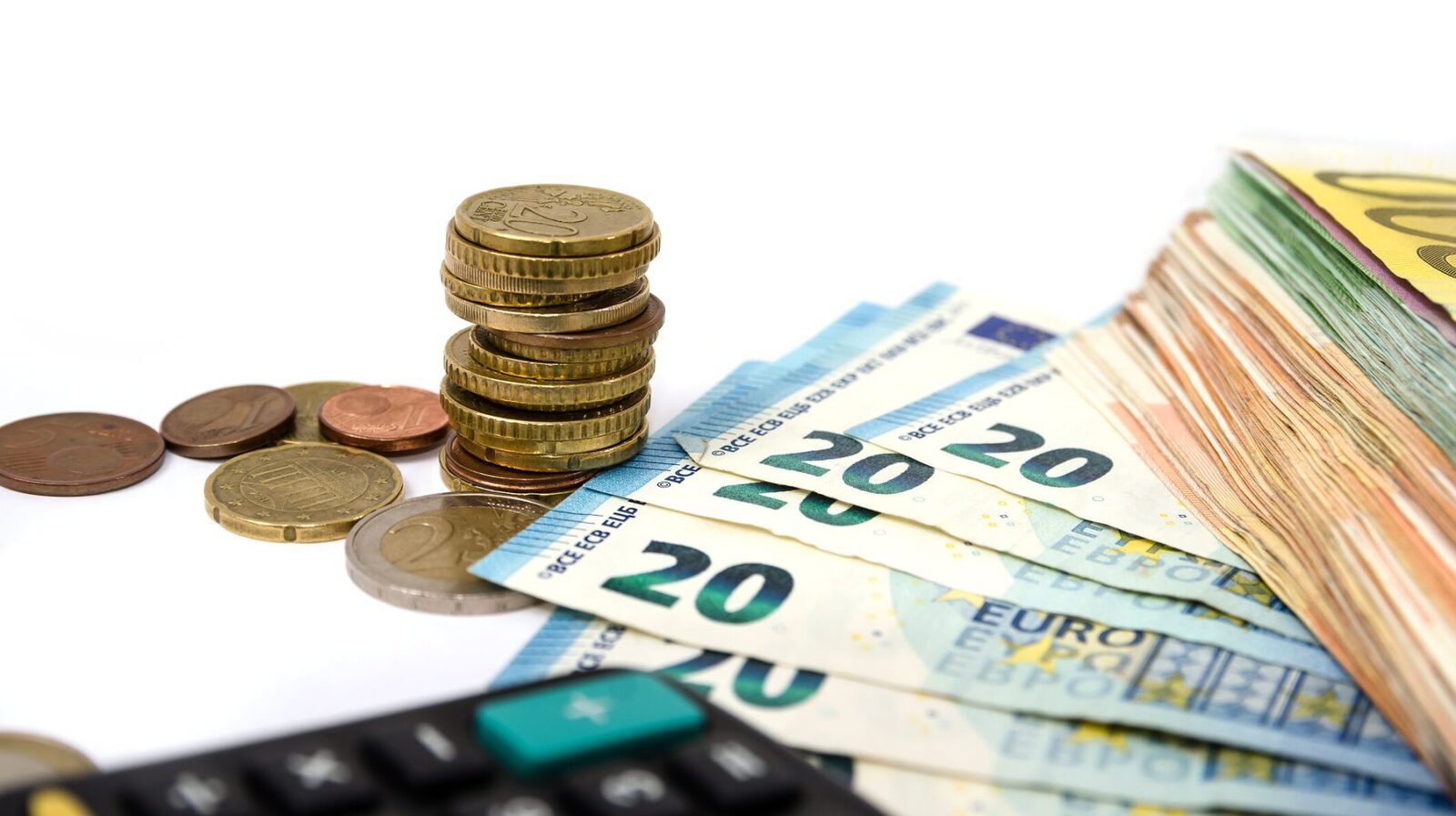Bugetul României, lovit de tăieri masive: Subvențiile scad drastic