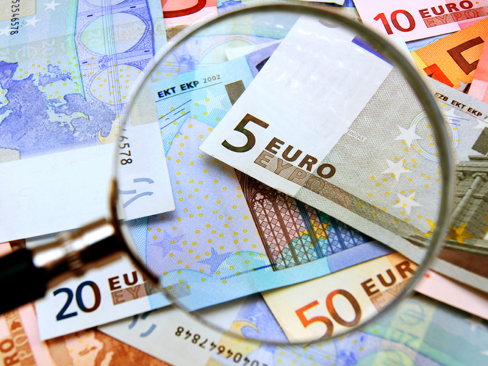 Fidelis revine în aprilie: Dobânzi de până la 7,6% pentru români