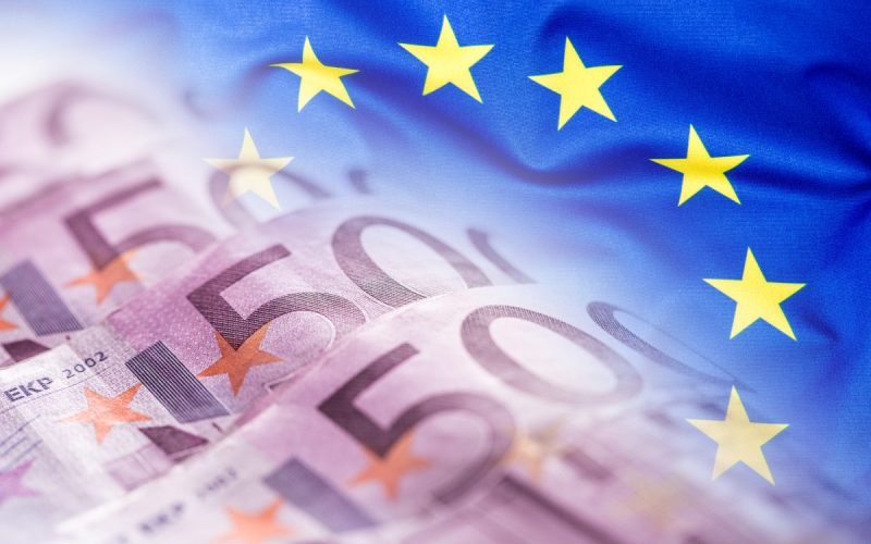 Start-up-uri, bani din UE până în 2026: LIFE pentru afaceri verzi în România