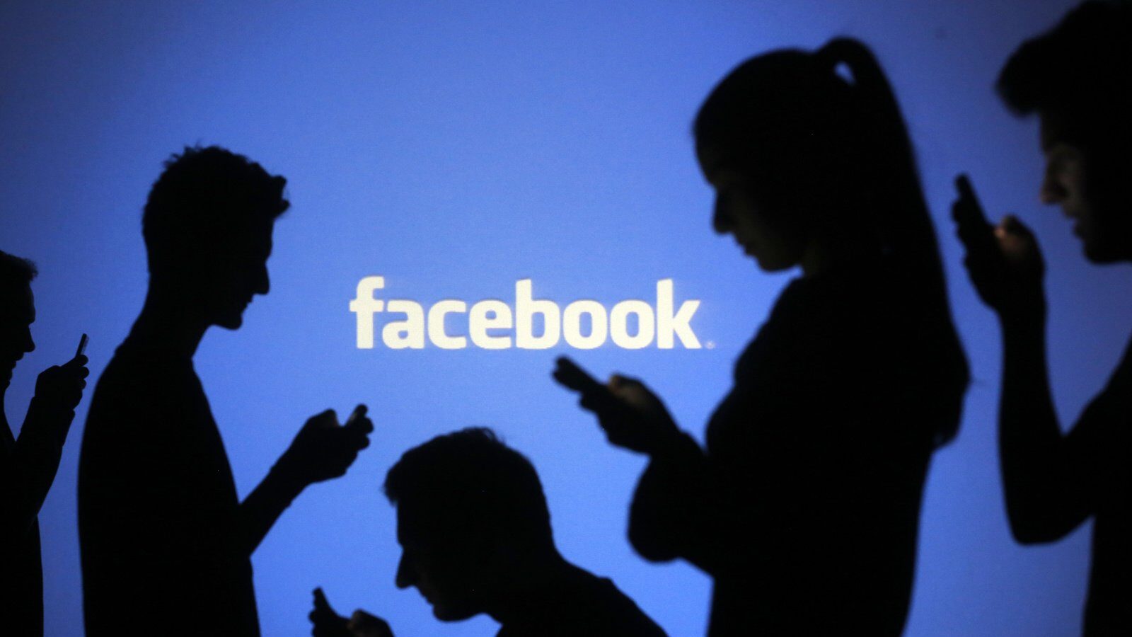 Facebook, anchetă după scurgerea de imagini private. Ce se ascunde?