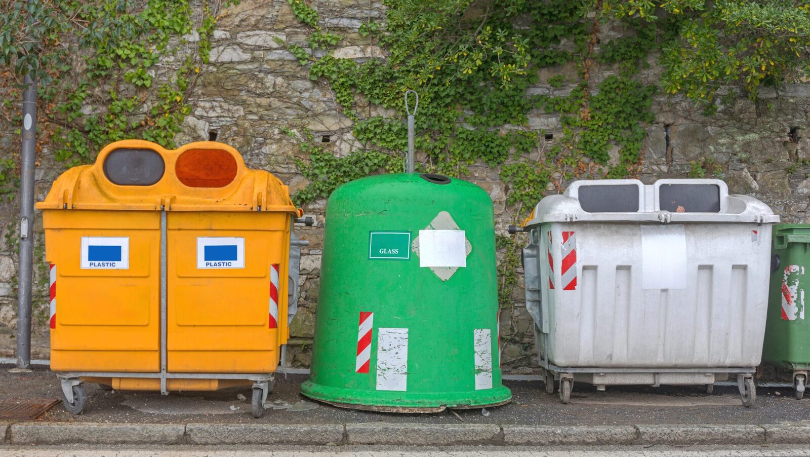 Reciclarea, OBLIGATORIE în UE și România: Ce schimbări radicale ne așteaptă până în 2030