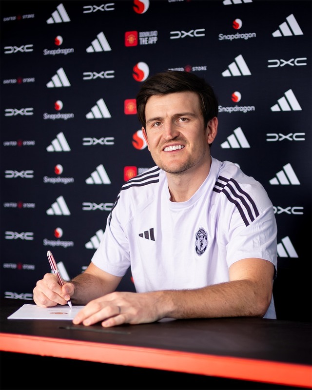 Maguire rămâne la manchester united: Fundașul a semnat prelungirea