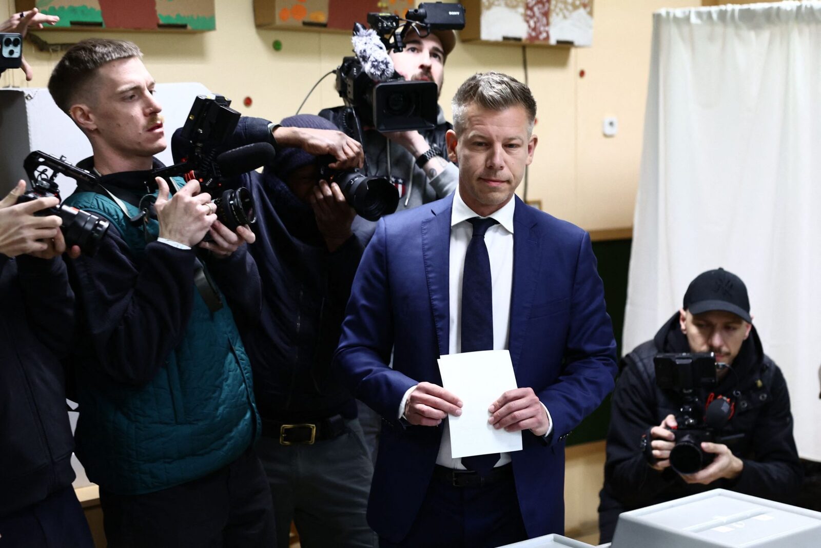 Cine e Peter Magyar, omul care l-a scos pe Viktor Orban din joc după 16 ani