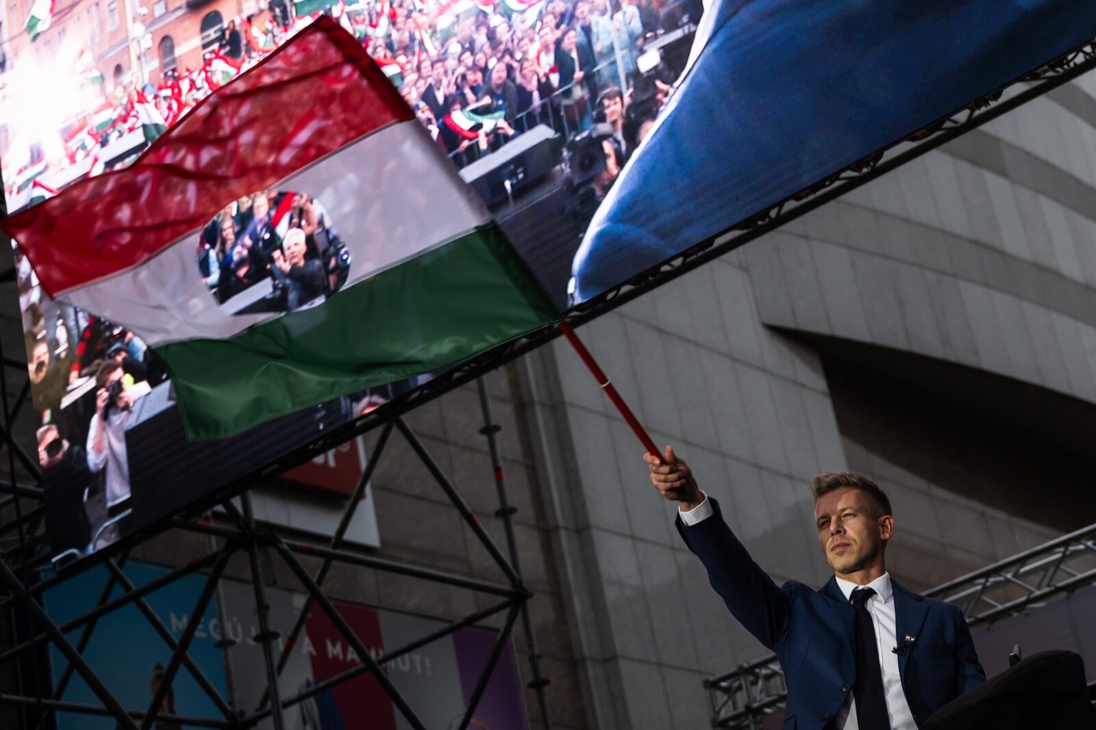 Ungaria: Donald Trump, KO în Europa. Peter Magyar, omul nou, victorie clară