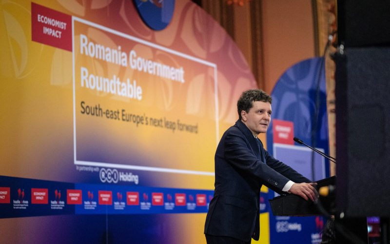 Economiști, lideri globali și viitorul: Ce s-a discutat la masa rotundă 2026 despre România și Europa