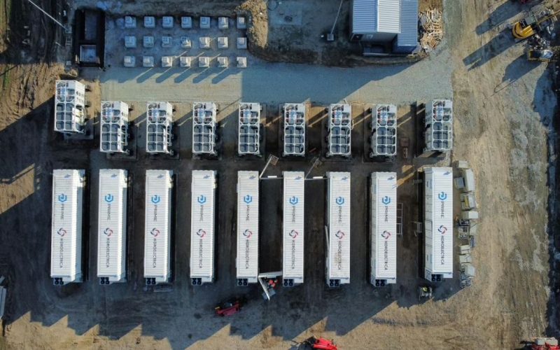 Hidroelectrica investește în baterii uriașe: 2.000 MWh în stocare, prima, gata curând