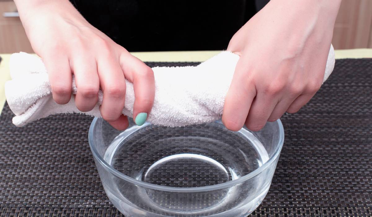 Reduce hipertensiunea cu un prosop: Trucul simplu care te scapă de probleme