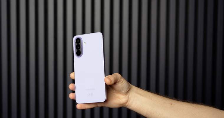 Samsung Galaxy A57: Un telefon familiar, dar nu neapărat o afacere bună Noul Samsung Galaxy A57 se prezintă cu un design familiar, însă prețul său și concurența acerbă îl fac să nu mai fie neapărat cea mai bună alegere de pe piață