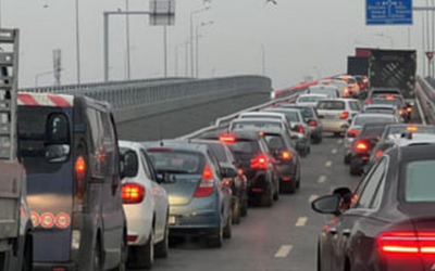 Agloașeală pe A1 după Paște: Vezi ce rute ocolitoare te scapă de cozi