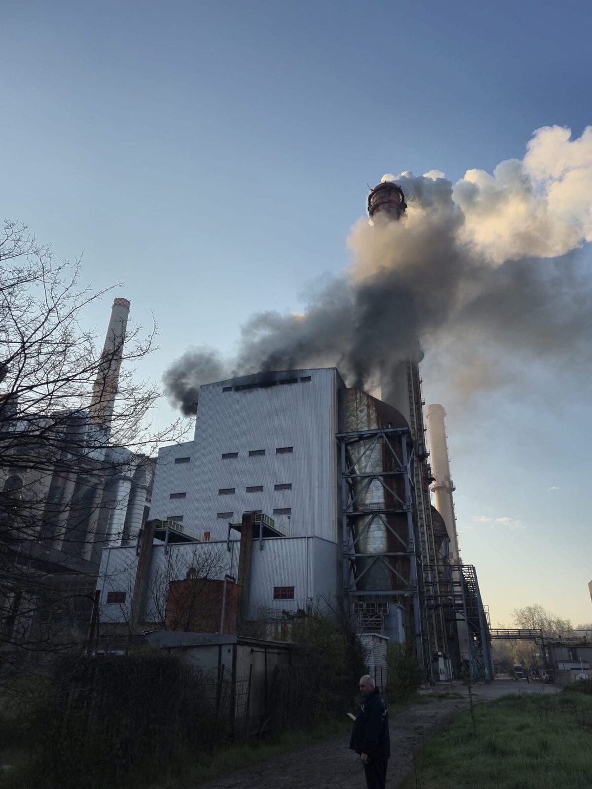 Incendiu la ROVINARI: Grupul 5, oprit. Probleme majore la termocentrală
