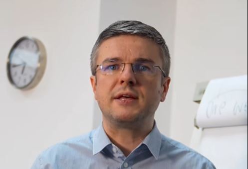 Clădirea-fantomă a Ministerului Economiei, „casă” gratuită 18 ani pentru privați, revine în patrimoniu