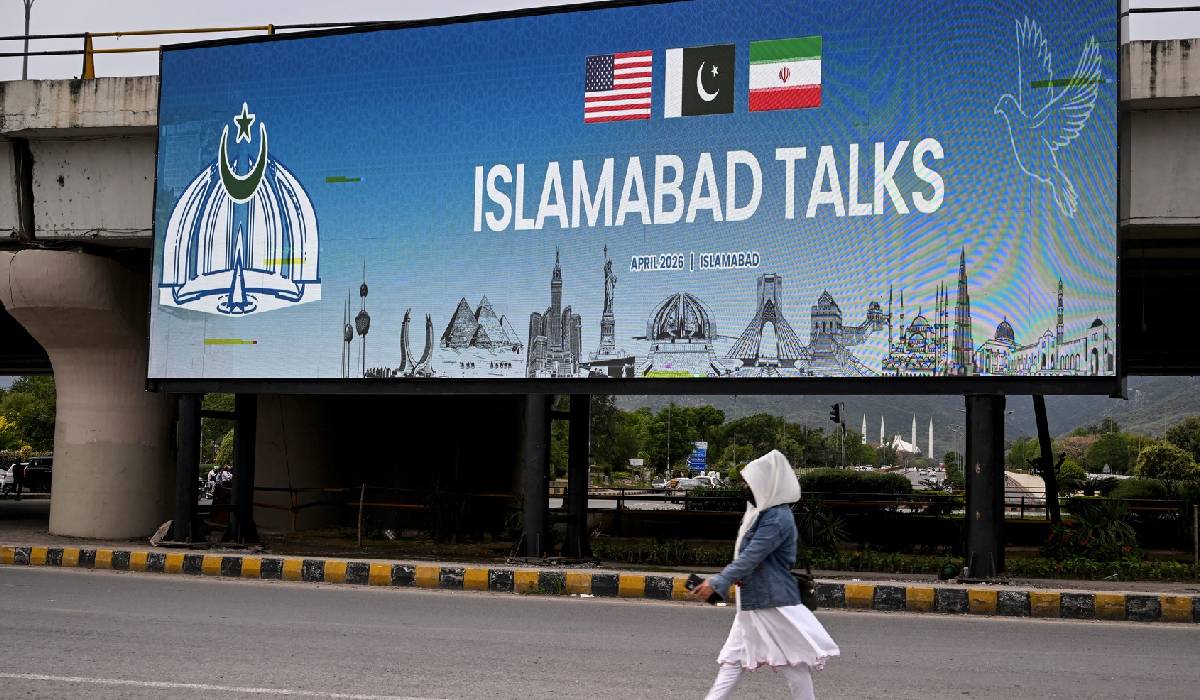 Negocieri SUA-Iran, la Islamabad: Armistițiul e șubred. O singură navă, prin Strâmtoarea Ormuz