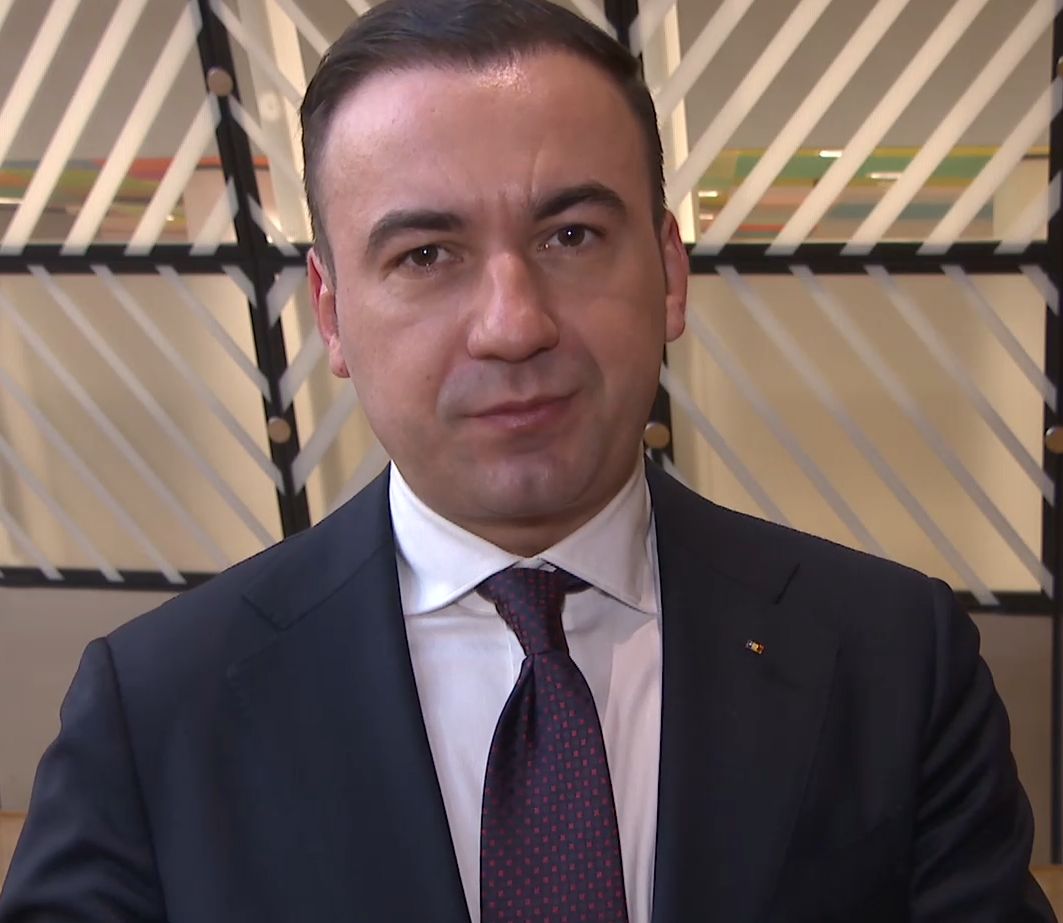 Ivan promite: 1.500 MW instalați până-n 2024, cu bani din PNRR și fonduri europene