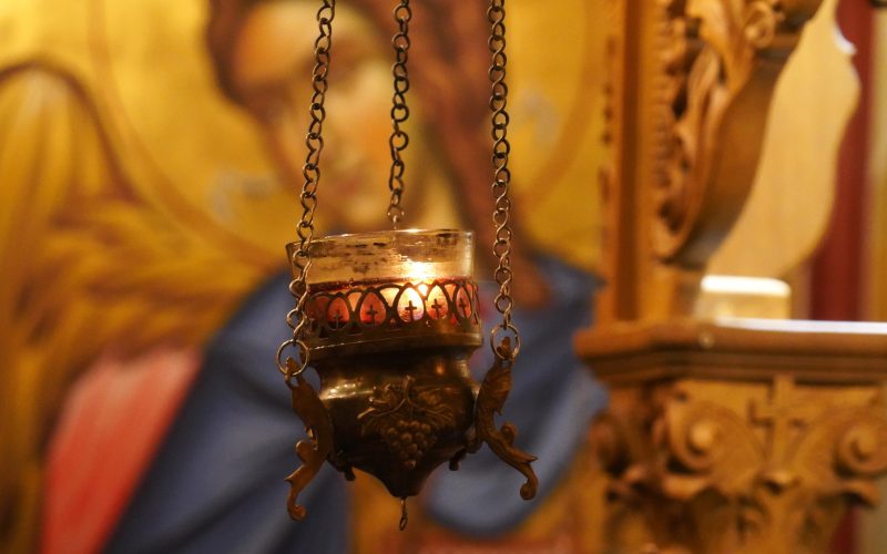 Joia Mare, zi de reflecție și pregătire spirituală pentru creștinii ortodocși și greco-catolici Astăzi, creștinii ortodocși și greco-catolici din România celebrează Joia Mare, o zi încărcată de semnificații religioase și tradiții populare