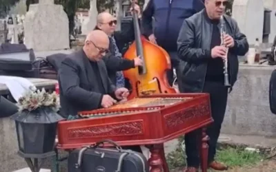 Concert-șoc în Giurgiu: Melodii pentru morți în cimitirul Eternitatea