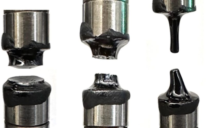 Lichidele sfidează legile fizicii: Pot fi „rupt” ca solidele